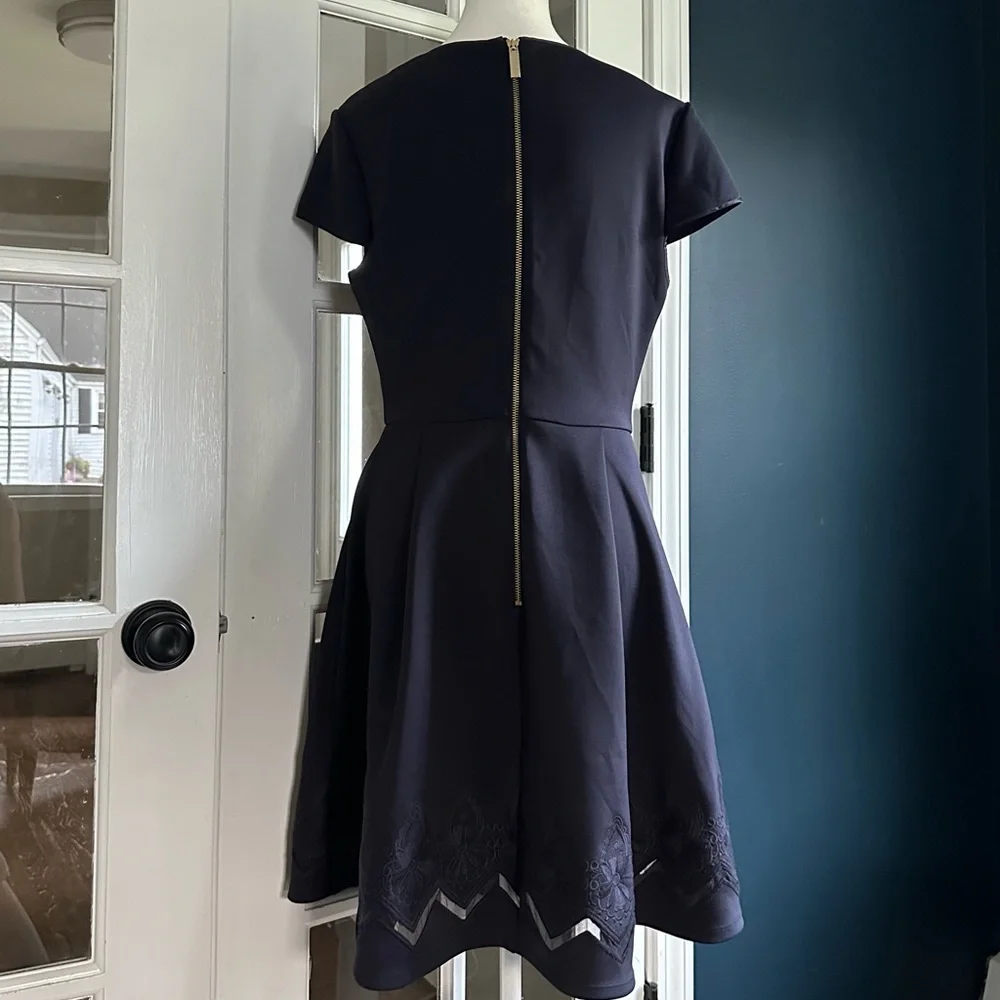 Ted Baker London Navy Cheskka Lace & Mesh Skater Dress | Ted Size 4 / US 10 - Picture 14 of 16